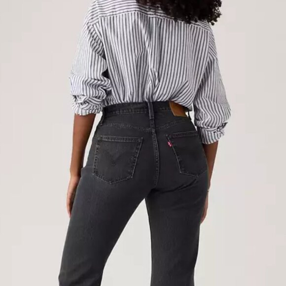 Levi women's curvy boot cut black jeans 30 x 30 - Picture 2 of 5